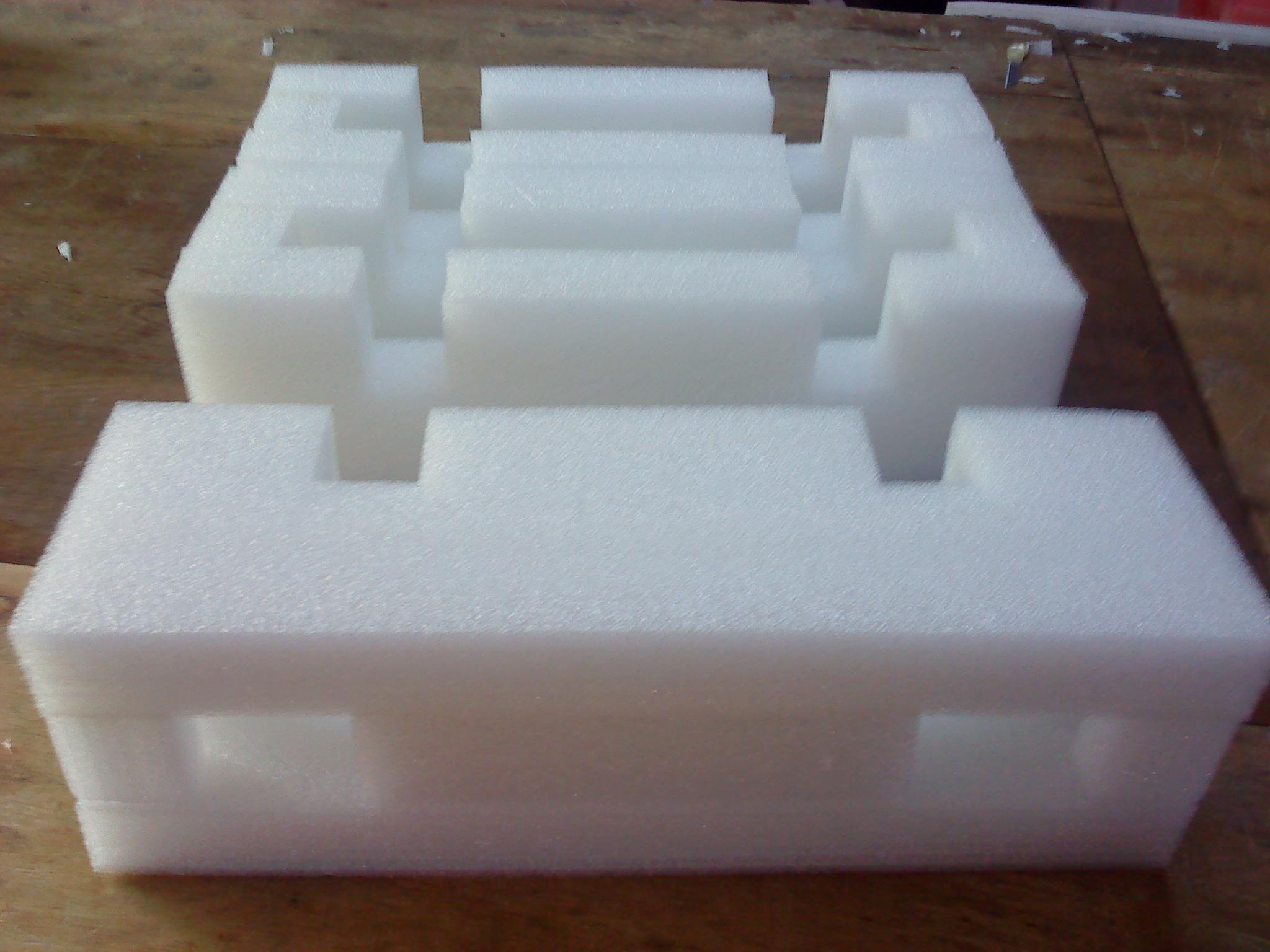 鋁型材機(jī)箱珍珠棉包裝